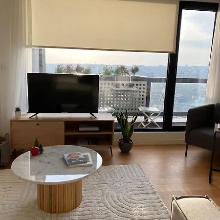 Scandinavian Brand New 2 Bedroom Apartamento